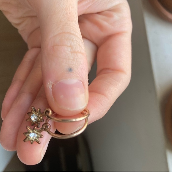 Gold Star Hoops - Picture 2 of 4